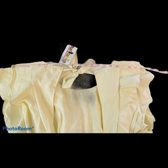 NWT Angela Plus Size Blouse Sleeveless Cream - Picture 13 of 13